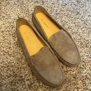 M. Gemi Gray The Felize Suede Loafer Size 39 (US 8.5) Excellent Condition